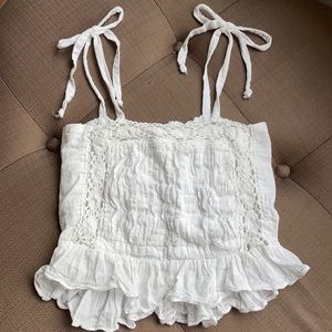 Jen’s Pirate Booty Crop Top w/ tie straps Sz M